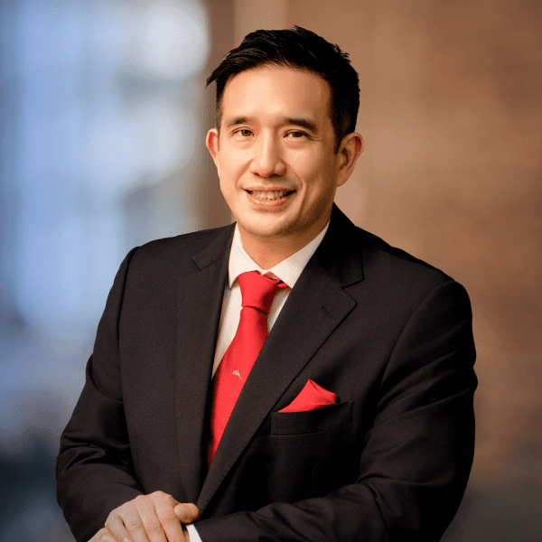 A Profile Photo of Dr. Alan Cheung